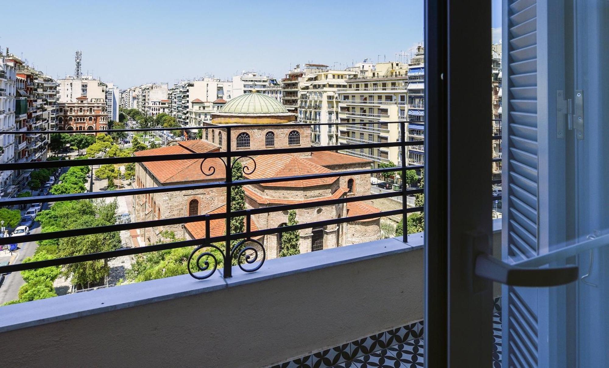 Queen Apartment Thessaloniki By Luxlikehome テッサロニキ エクステリア 写真