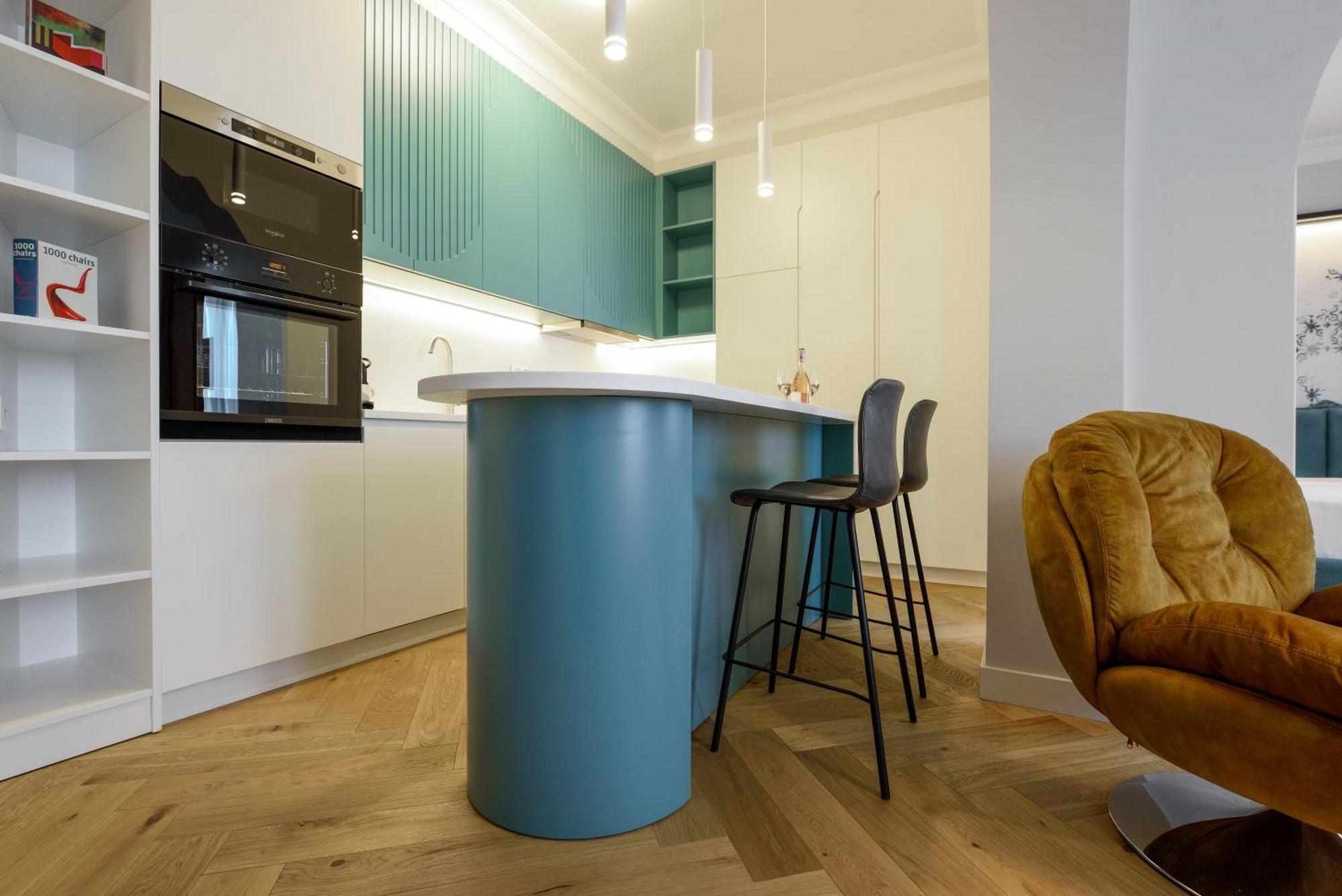 Queen Apartment Thessaloniki By Luxlikehome テッサロニキ エクステリア 写真