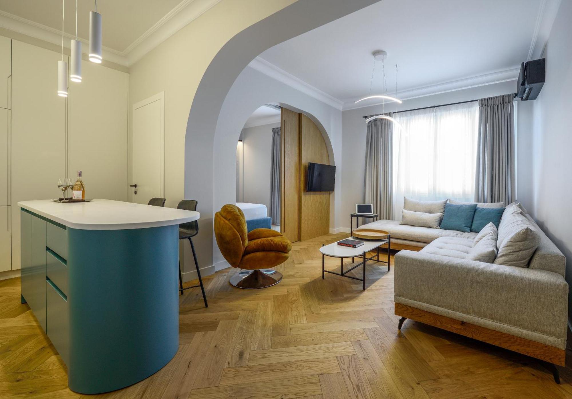 Queen Apartment Thessaloniki By Luxlikehome テッサロニキ エクステリア 写真