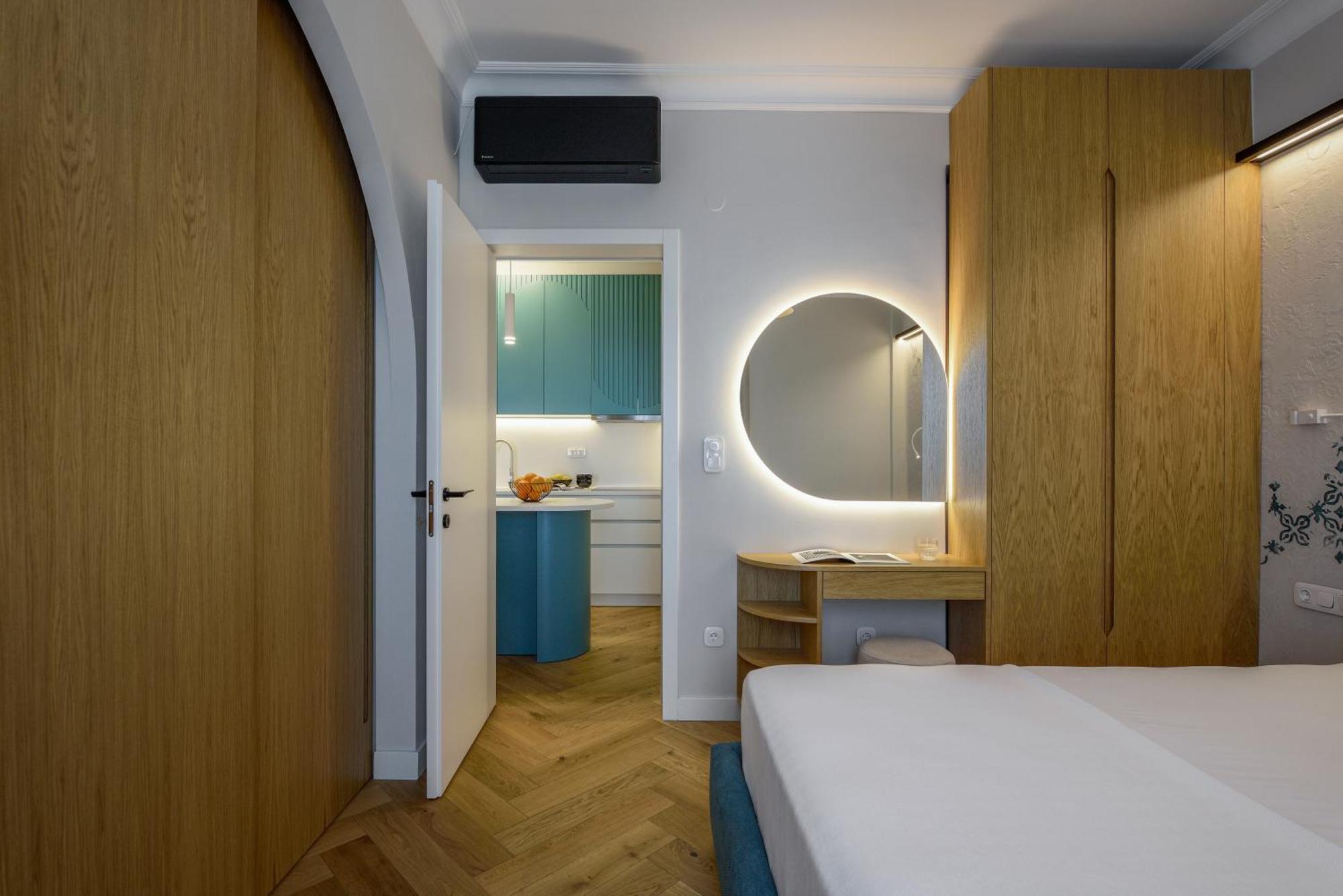 Queen Apartment Thessaloniki By Luxlikehome テッサロニキ エクステリア 写真